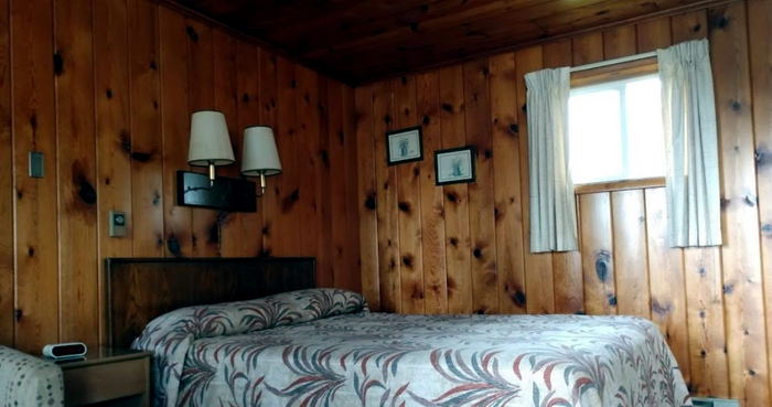 Lakeview Motel & Cottages (Wilsons Motel and Cottages) - Web Listing (newer photo)